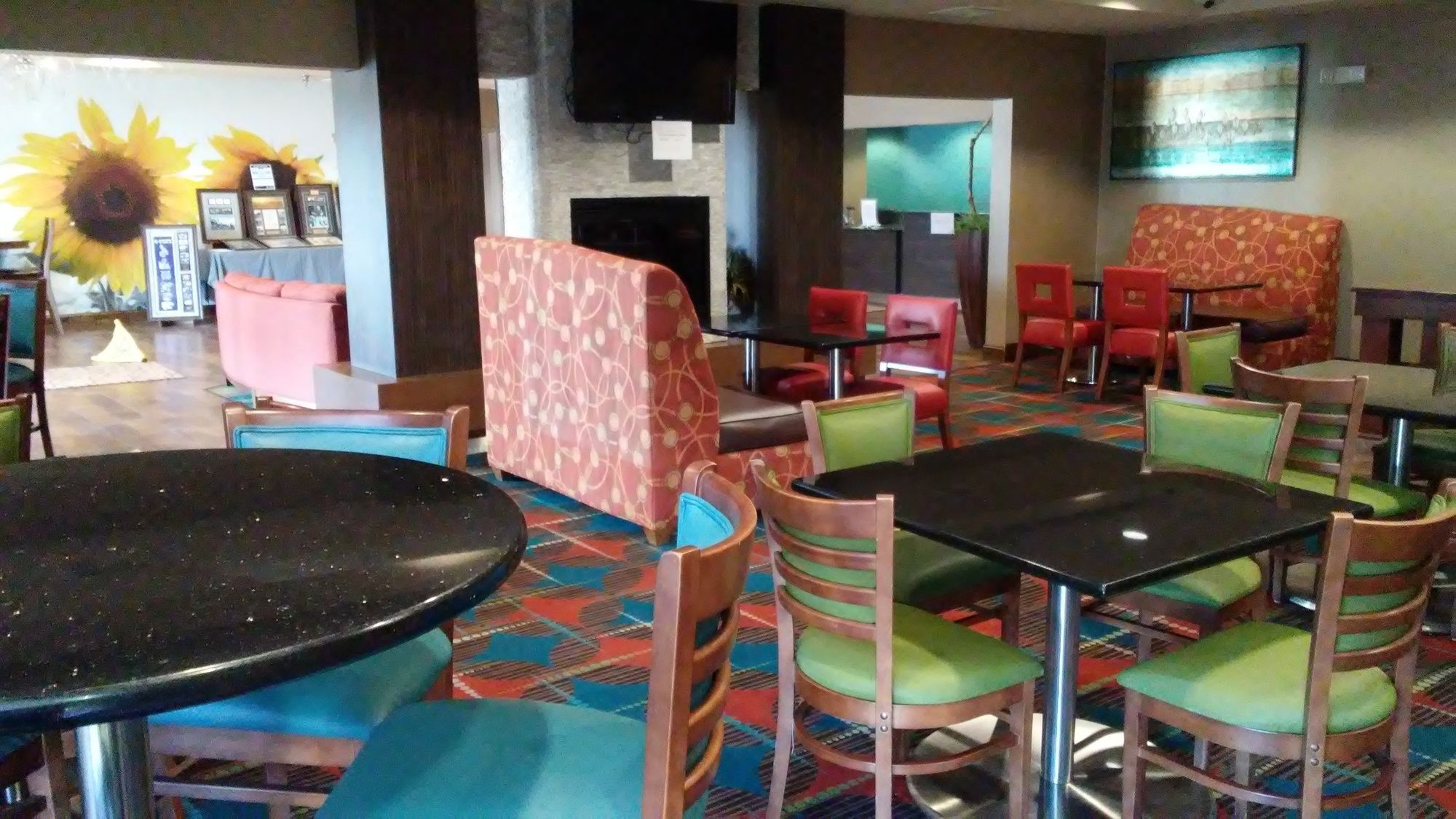 Junction City Inn & Suites Экстерьер фото